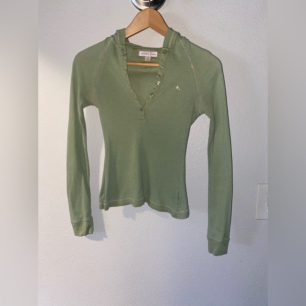 Tommy Jeans Green Long Sleeve button up necklace hoodie